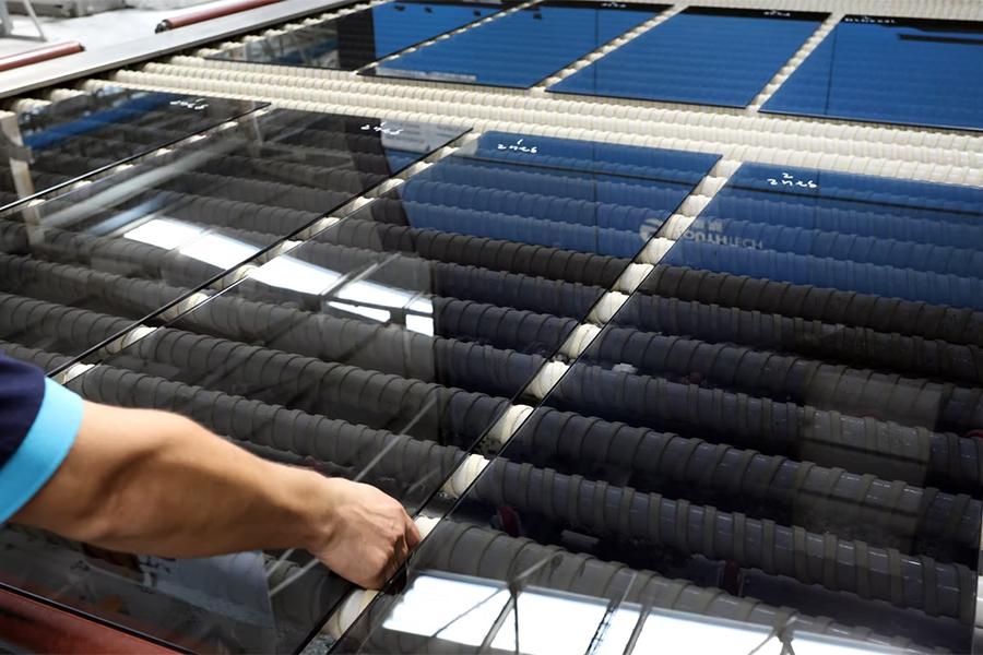 Silk screen printing inspection for cover glass
